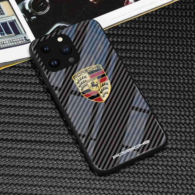 Modische iPhone-Hülle mit Autologo